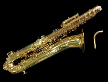 Photo NEW P Mauriat PM-350GL Bass Saxophone in Gold Lacquer